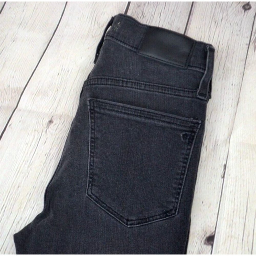 MADEWELL Women's‎ 9" Mid Rise Skinny Jeans SIZE 24 Black Wash Raw Hem